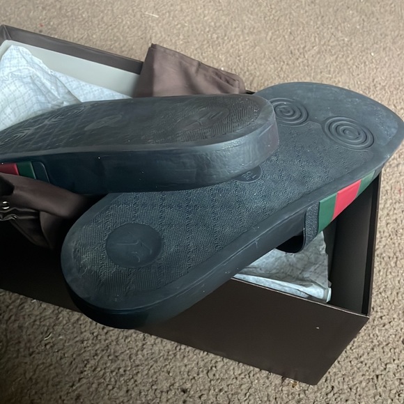 Men Gucci Slides size 11 - Picture 3 of 6